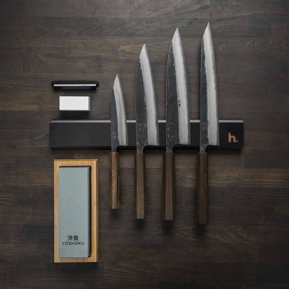 Hatsukokoro Kumokage Blue 2 - 4 Knife Set with Magnetic Strip